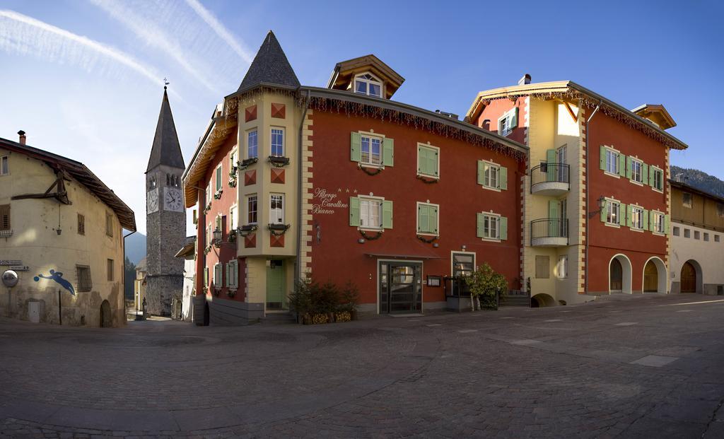 Albergo Cavallino Bianco Rumo Exterior photo