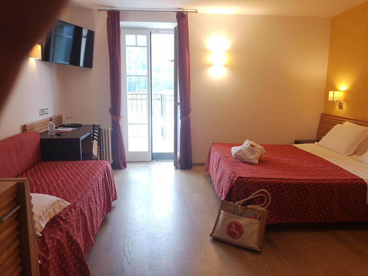 Albergo Cavallino Bianco Rumo Exterior photo