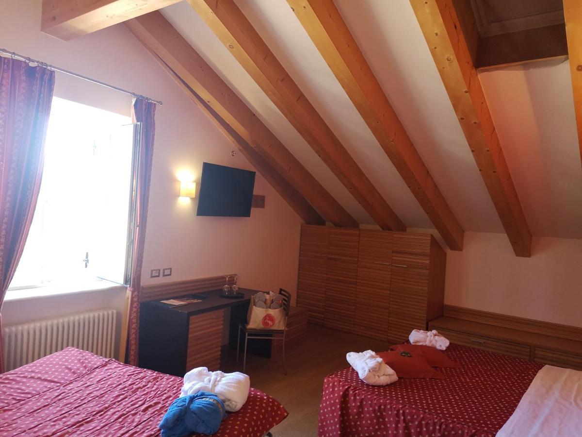 Albergo Cavallino Bianco Rumo Exterior photo